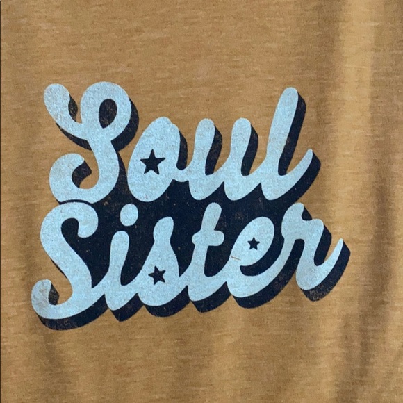 LAST 1 - NEW graphic Train “soul sister” logo top - Picture 3 of 7